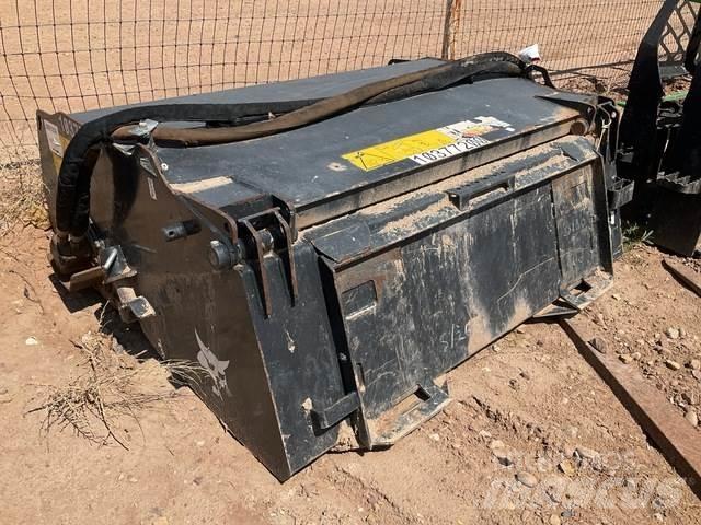 Bobcat SWB60 掃倉機