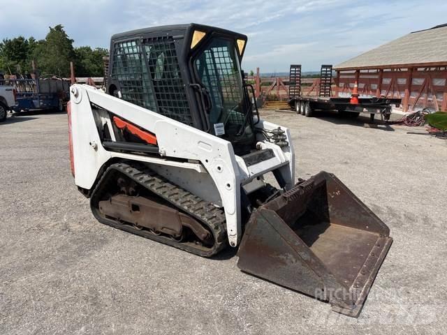 Bobcat T110 滑移轉向裝載機