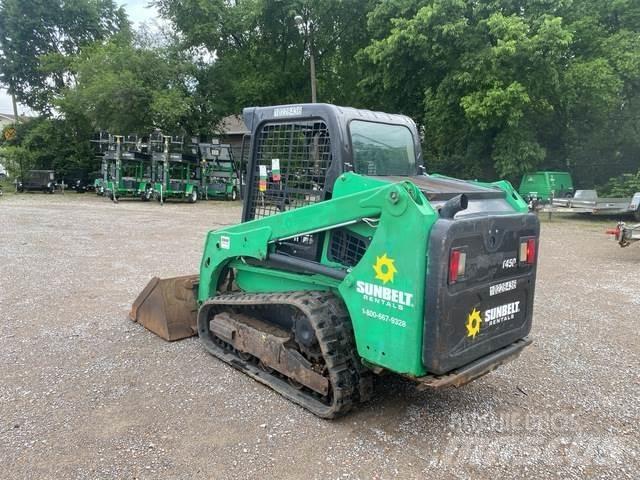 Bobcat T450 滑移轉向裝載機