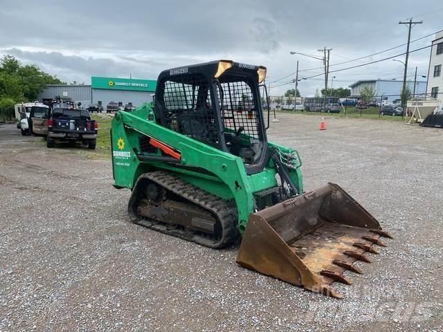 Bobcat T450 滑移轉向裝載機