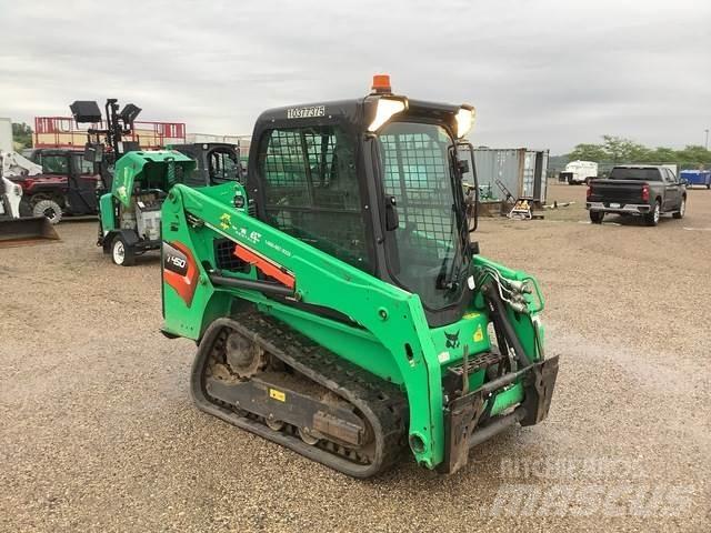 Bobcat T450 滑移轉向裝載機