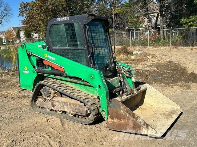 Bobcat T450 滑移轉向裝載機