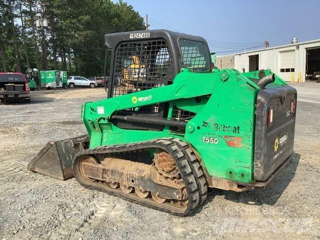 Bobcat T550 滑移轉向裝載機