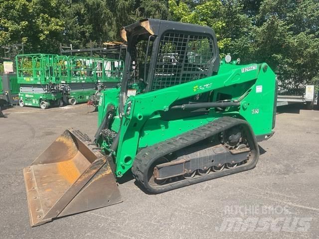 Bobcat T550 滑移轉向裝載機
