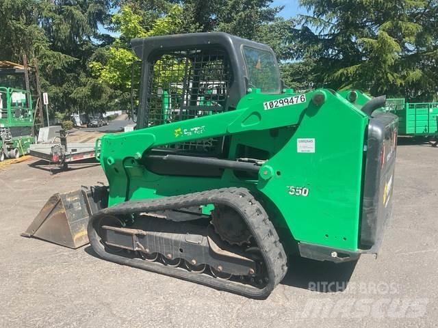Bobcat T550 滑移轉向裝載機