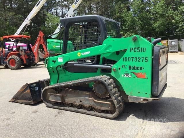 Bobcat T550 滑移轉向裝載機