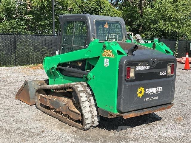 Bobcat T550 滑移轉向裝載機