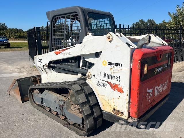 Bobcat T550 滑移轉向裝載機
