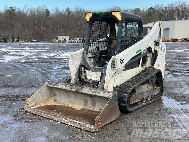 Bobcat T590 滑移轉向裝載機