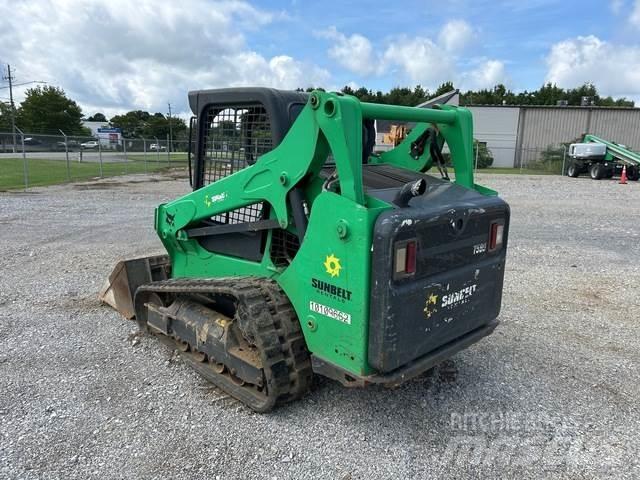 Bobcat T590 滑移轉向裝載機