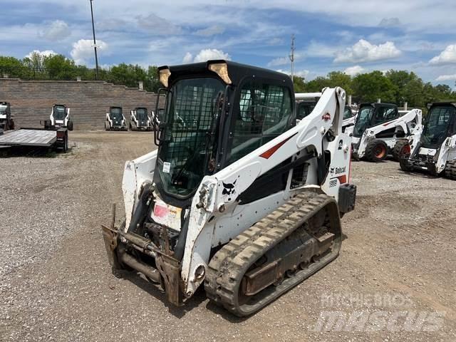 Bobcat T595 滑移轉向裝載機
