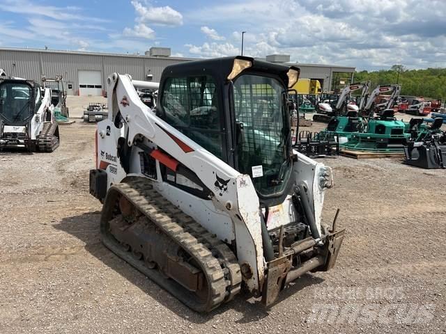 Bobcat T595 滑移轉向裝載機
