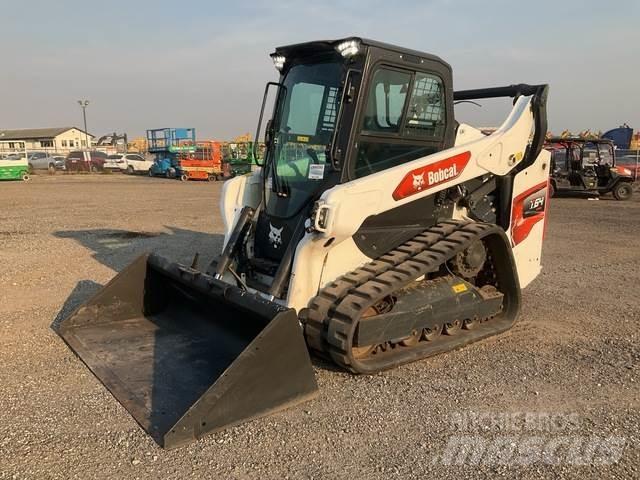 Bobcat T64 滑移轉向裝載機