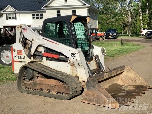 Bobcat T650 滑移轉向裝載機