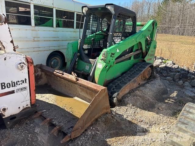 Bobcat T650 滑移轉向裝載機