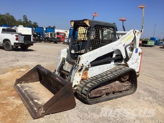 Bobcat T650 滑移轉向裝載機