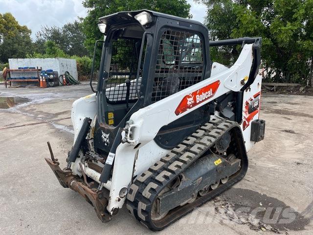 Bobcat T66 滑移轉向裝載機