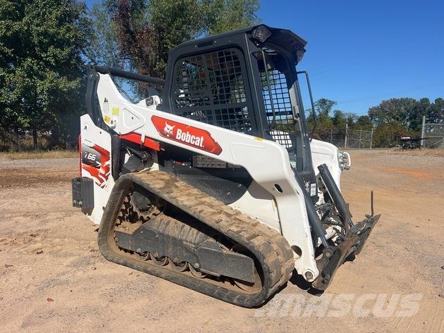 Bobcat T66 滑移轉向裝載機