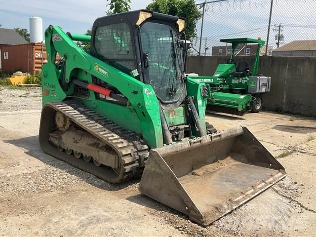 Bobcat T740 滑移轉向裝載機