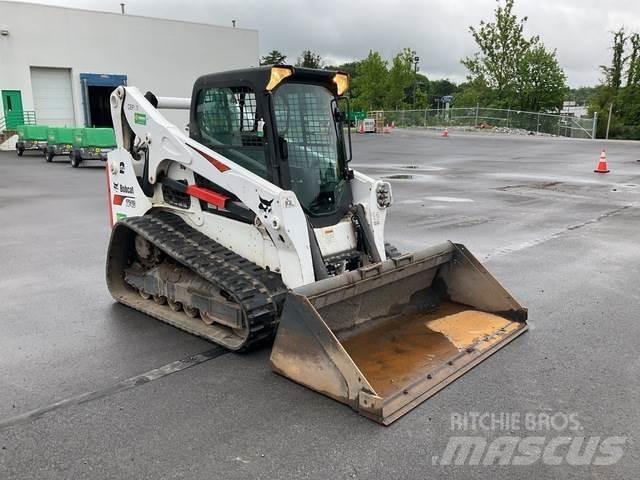 Bobcat T740 滑移轉向裝載機