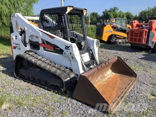 Bobcat T740 滑移轉向裝載機
