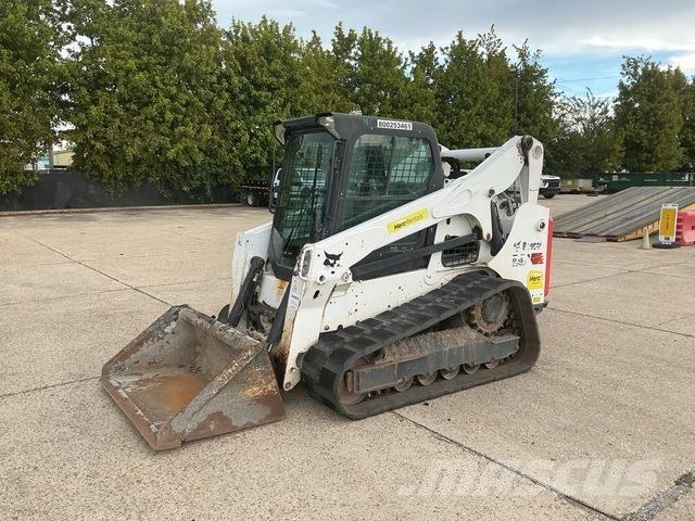 Bobcat T740 滑移轉向裝載機