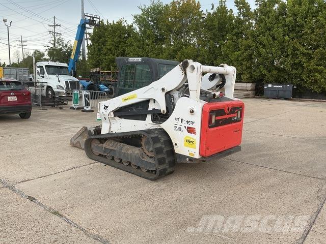 Bobcat T740 滑移轉向裝載機