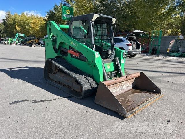 Bobcat T740 滑移轉向裝載機