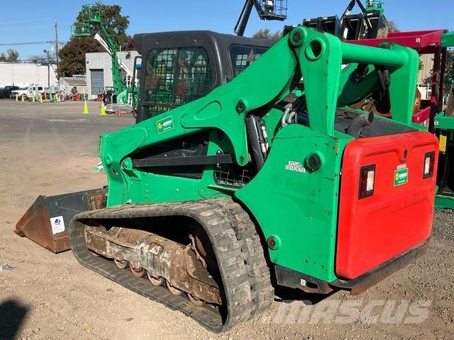 Bobcat T740 滑移轉向裝載機