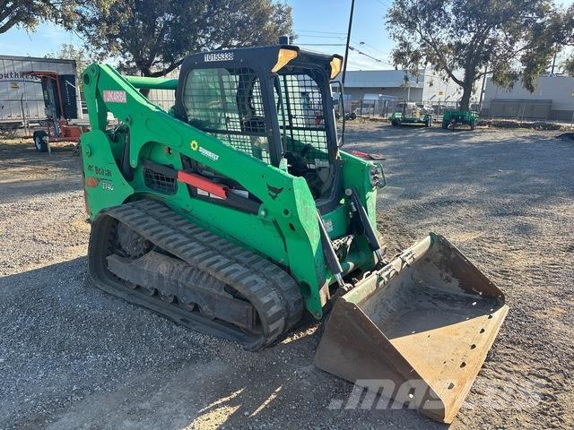 Bobcat T740 滑移轉向裝載機