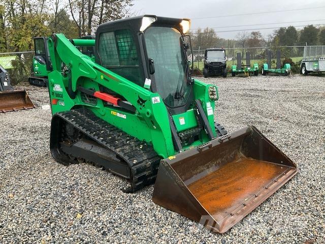 Bobcat T740 滑移轉向裝載機