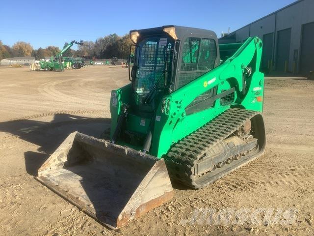 Bobcat T740 滑移轉向裝載機