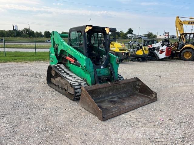 Bobcat T750 滑移轉向裝載機