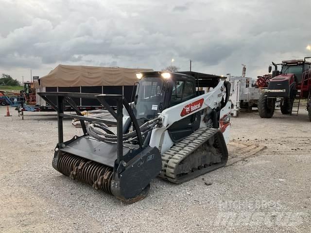 Bobcat T86 滑移轉向裝載機