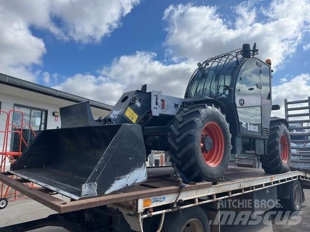 Bobcat TL470 伸縮臂操作車