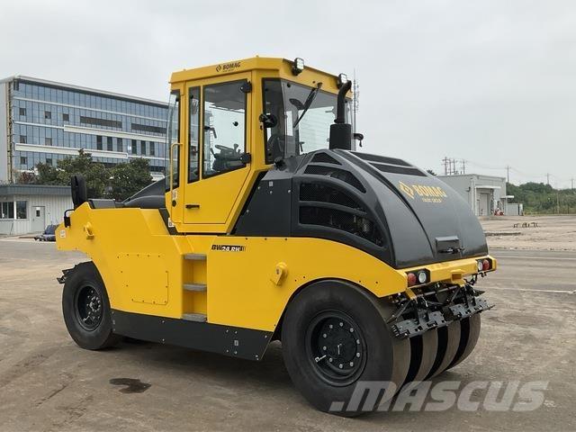 Bomag BW24RH 複合式滾壓機