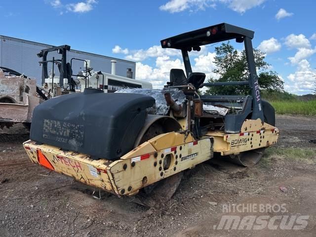 Bomag BW266AD 雙輪滾壓機