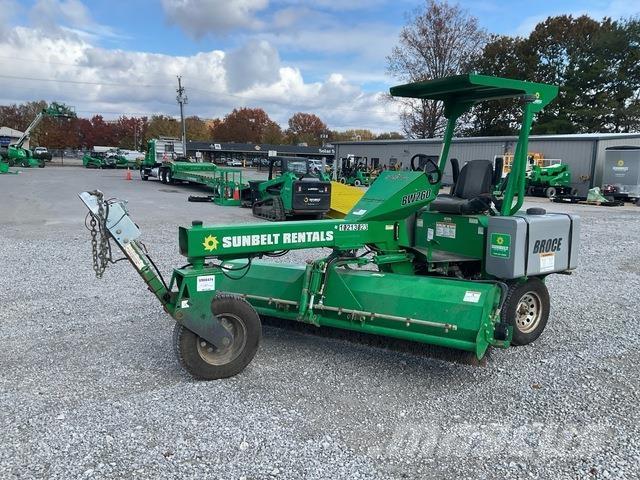 Broce BW260-8 室內掃倉機