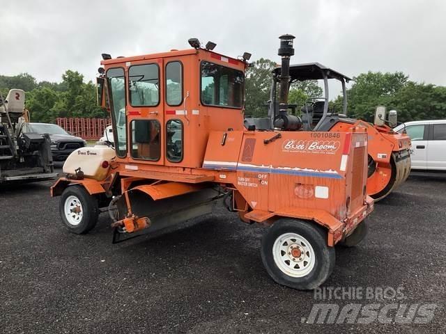 Broce RJ350 室內掃倉機