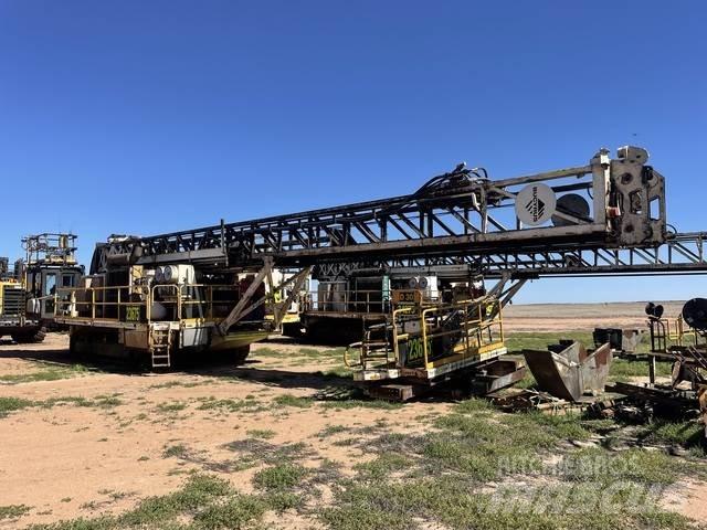 Bucyrus SKSS-16 鑽孔機
