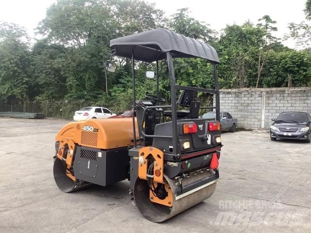 CASE 450DX 雙輪滾壓機