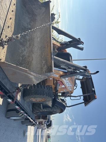 CASE 570N EP 前端裝載機和挖掘機