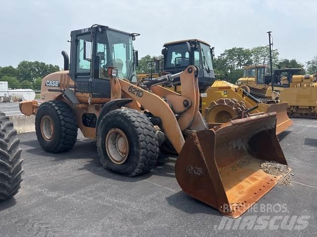 CASE 621D 輪胎式裝載機