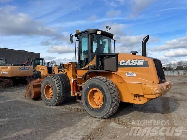 CASE 621E 輪胎式裝載機
