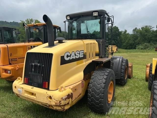 CASE 621E 輪胎式裝載機