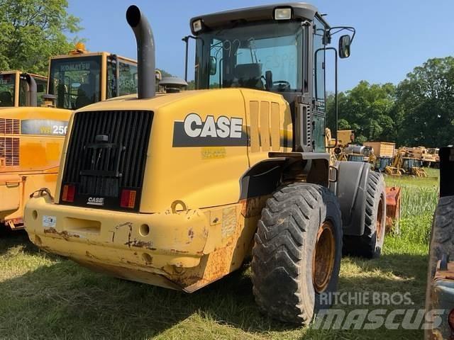CASE 621E 輪胎式裝載機