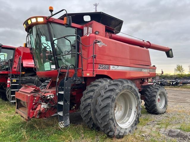 Case IH 2588 聯合收穫機