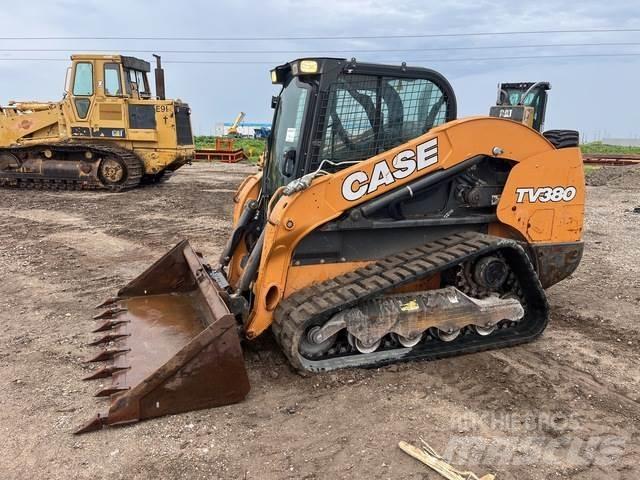 CASE TV380 滑移轉向裝載機