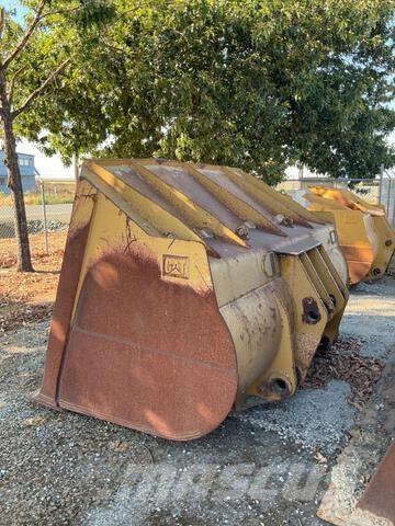 CAT  鏟斗