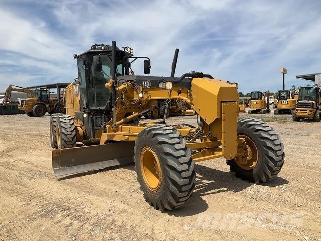 CAT 140 平土機